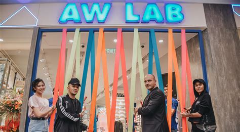 Online store based in malaysia, we vow to bring your the best performance products from sporting brands. AW Lab Malaysia Opens Flagship Store in Kuala Lumpur ...