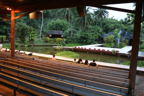 Kauai smith family luau guests are warmly welcomed by four generations of smiths to 30 lush acres and a true family feast of hawaii food and song classics. Experiencing Aloha at the Smith Family Garden Luau in ...