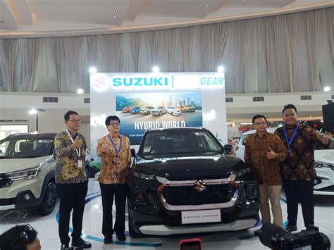 Suzuki Pamerkan Ragam Kendaraan Hybrid Dan Tebar Cashback Besar Di