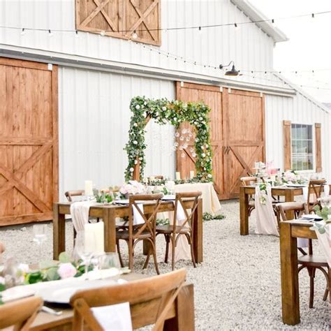 50 Cool Outdoor Barn Wedding Ideas Weddingomania