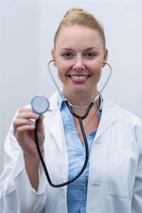 Close Up Of Female Doctor Holding Stethoscope Stock Image Image Of Laboratory Holding 76023533