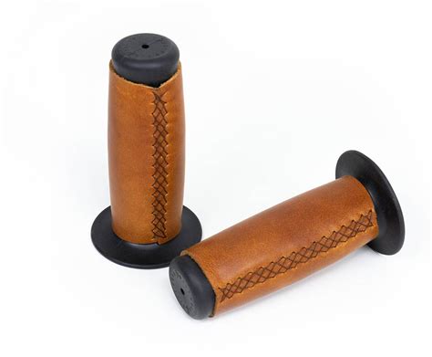 Purchase durable and efficient leather handlebar grips at alibaba.com for various bike models on discounts. Leather handlebar grips - GP Racing