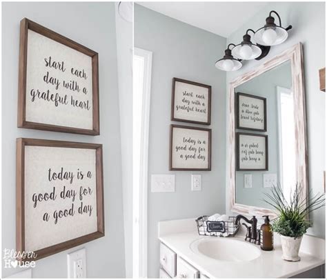 We thus provide 10 bathroom wall décor that enables you to select the decoration that meets the budget and the overall bathroom appearance. 10 Creative DIY Bathroom Wall Decor Ideas