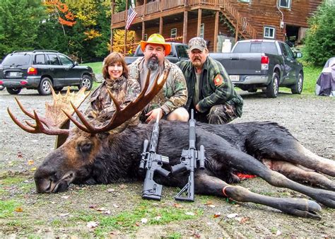 Moose Hunting Guides In Maine