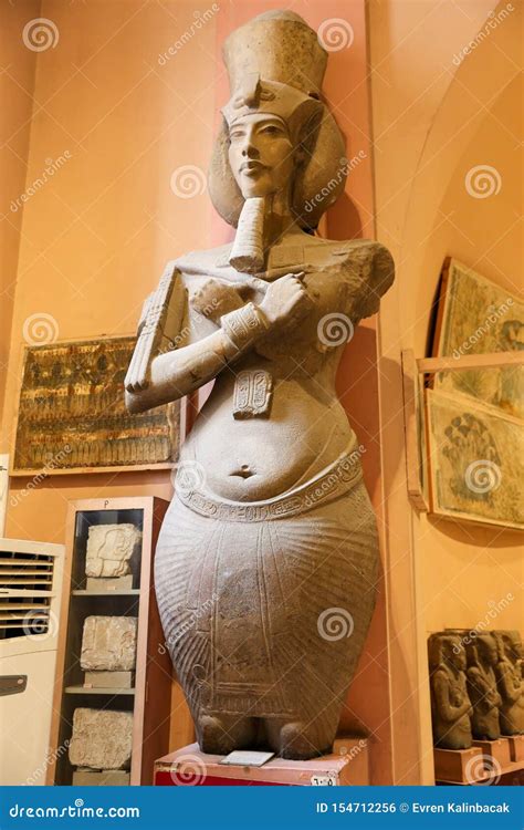 Akhenaten Statue In Egyptian Museum Cairo Egypt Editorial Image Cartoondealer Com