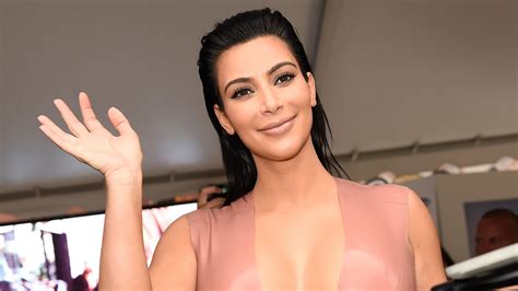 Kim Kardashian Just Got A 90s Short Haircut Stylecaster
