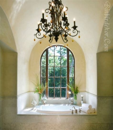 No space is quite complete without the right trim. 30 ideas of a bathroom with subway tile and chair rail
