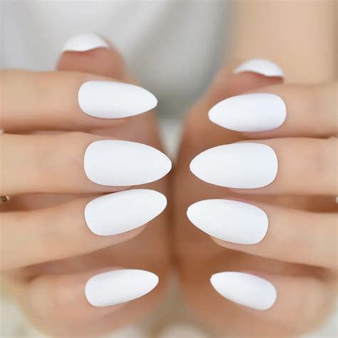 Matte Solid Pure White Stiletto Fake Nails Almond Pointed Press On Oval