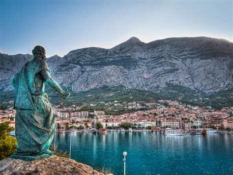 Croatian is a slavic language spoken by around 7 million people. Makarska-Your Dreamy Vacation Place - All About Croatian ...