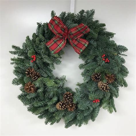 Classic Tartan Christmas Wreaths Fresh Crafted Decorated Xmas Wreath