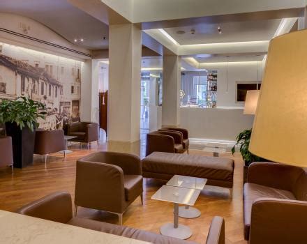 In the photos, you can see that the hotel, which is more than 100 years old, has two wings: Photogallery Best Western Plus Hotel Bologna Venice Mestre