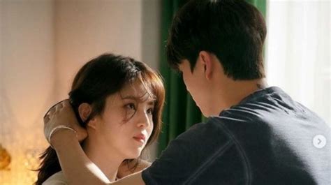5 Drama Korea Romantis Adegannya Bisa Bikin Penonton Ikut Baper