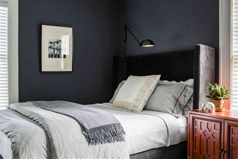 Bedroom Decorating Ideas With Dark Gray Walls Home Design Adivisor