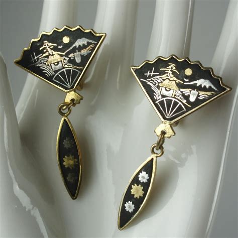 Vintage Japanese Damascene Fan Earrings In 2020 Japanese Jewelry