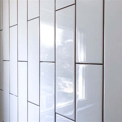 How To Install Vertical Subway Tile Diy Bathroom Remodel Bathroom