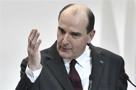 Le masque ne sera plus obligatoire à l'extérieur dès le jeudi 17 juin, a annoncé jean castex à l'issue du conseil des ministres, ce mercredi 16 juin. Politique. Prime Macron, aides à l'apprentissage... Les ...
