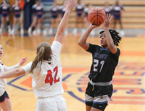Girls basketball: Oswego East pulls away in second half to best Oswego