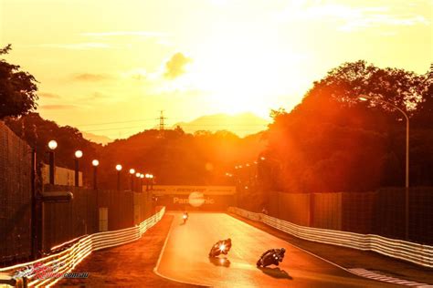 Discover more posts about suzuka 8 hours. Suzuka 8 Hours Stacked With Aussie Riders - Bike Review