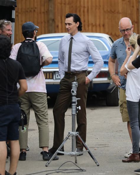 ‘loki Season 2 Reveals New Set Photos Tom Hiddlestons Smile Is