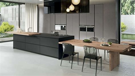 La cucina in linea arreda e semplifica i movimenti fra un'area e l'altra questo modello di cucina rustica tabià assicura un perfetto equilibrio tra funzionalità e design. Belle e funzionali: le cucine moderne con isola centrale ...