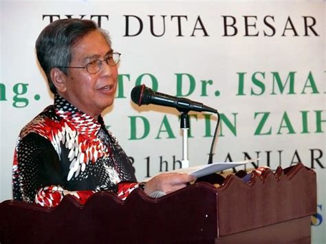 Malaysia, mukti, rahim, halim, kuala lumpur, hamid, google books, rahman and my wife norhayati abdul karim also felt the showers but there was no rain at that time. Majlis Perpisahan Duta Malaysia di Riyadh, Dato Dr. Ismail ...
