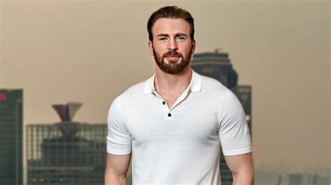 Chris Evans’ Fans Request Respect For His Privacy After He Shares Nude Photo On Instagram By