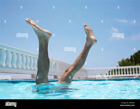 Handstswimming Hi Res Stock Photography And Images Alamy