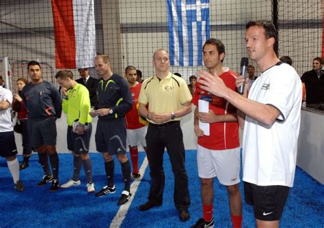 Red von fussball 2000 und marc schmidt auch bereits um fredi bobic und seinen möglichen abgang zu hertha bsc. SportInterview der Woche - Fredi Bobic - Hertha BSC ...