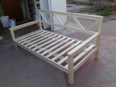 Classic Daybed Do It Yourself Furniture