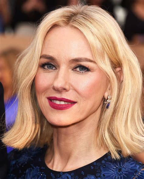 see the best makeup and hairstyles from the 2016 sag awards naomi watts hair beauty naomi watts