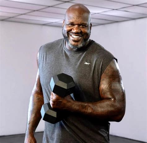 “he Can Beat Big Show” Shocking Fans With Shirtless Photo At Age 50 Bodybuilding Fan Shaquille