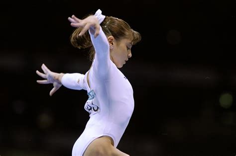 Dominique Moceanu : Interview With Olympic Gymnast Dominique Moceanu / Dominique moceanu won an ...