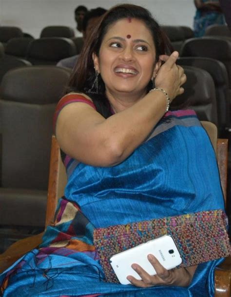 Lakshmi Ramakrishnan Photos Latest Hd Images Pictures Stills And Pics