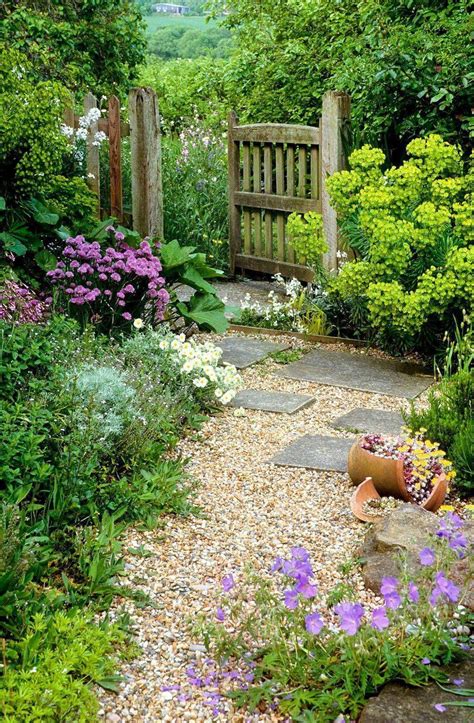 19 English Cottage Style Garden Ideas To Try This Year Sharonsable