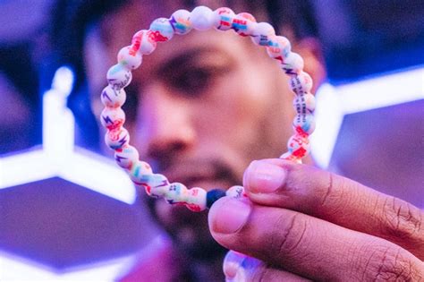 Lokai Bracelet Meaning What The Colors Mean To Giving Back Gid