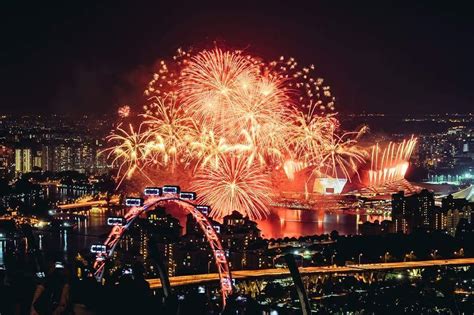 Where To Watch New Years Eve Fireworks In Singapore Skyscanner Singapore
