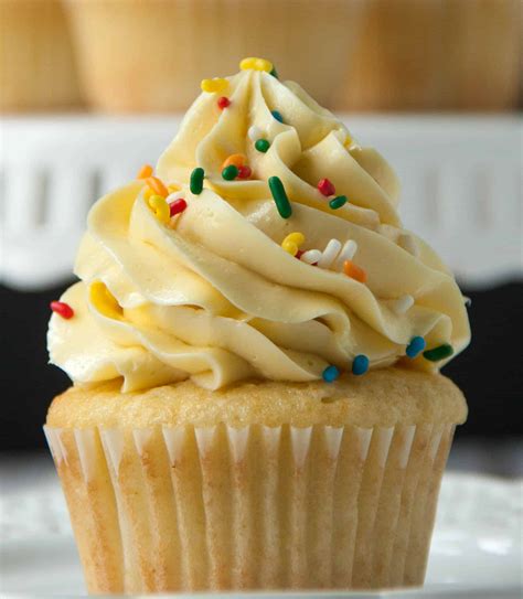 The Ultimate Guide To Making The Best Buttercream Icing Boston Girl Bakes