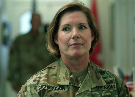 Only Gal In The Room Us Army North Commander In Line To Become