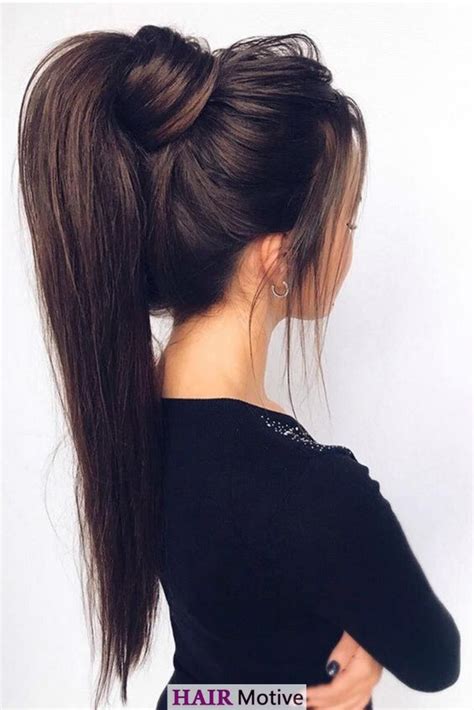 I think the best haircuts for women in 2021 will be all about structure—out with the messy texture; 10 Cute Easy Ponytail Hairstyles for Women - Long Hair ...