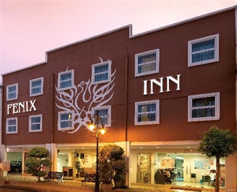Sun inns hotel laksamana besticht durch eine zentrale lage in malakka, nur 10 autominuten entfernt von: Fenix Inn, Melaka ~ Hungry Nomads