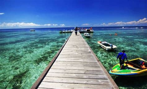 10 Tempat Wisata Pantai Paling Indah Di Indonesia Yang Wajib Dikunjungi Beach Desktop