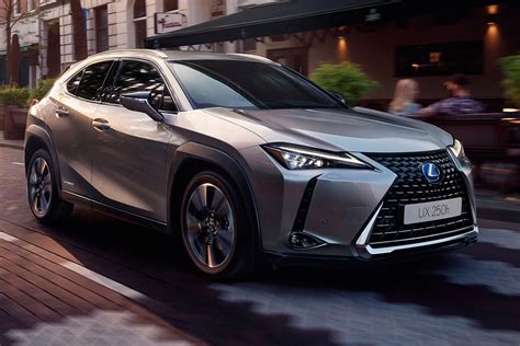 Lexus Ux Hybrid Recensione Gocar