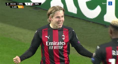 Le livre numérique (en anglais : Watch: Jens Petter Hauge scores his first ever goal for AC ...