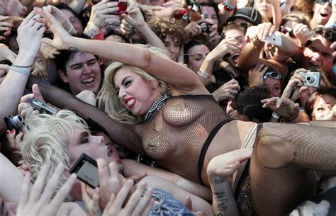 Lady Gaga Crowd Surfs And Is Groped Nudeshots