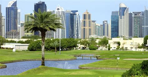 Dubai's Emaar Properties prices at top end in IPO