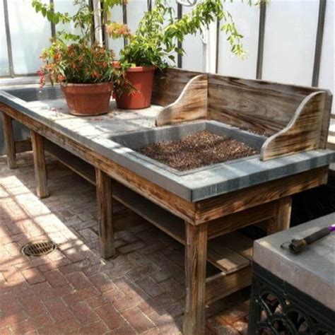 Should you go for glass or plastic? Recycled Pallet Furniture: 25 Unique Ideas | 99 Pallets
