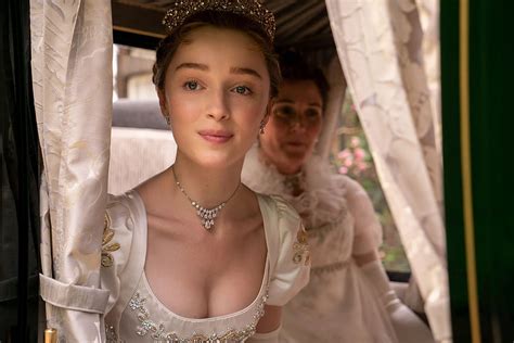 Bridgerton S Phoebe Dynevor Says The Show Is Too Raunchy For Her