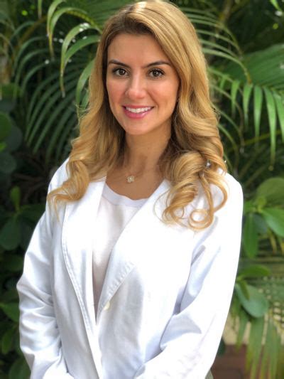 Dr Natalia Echeverri South Miami Obgyn Associates