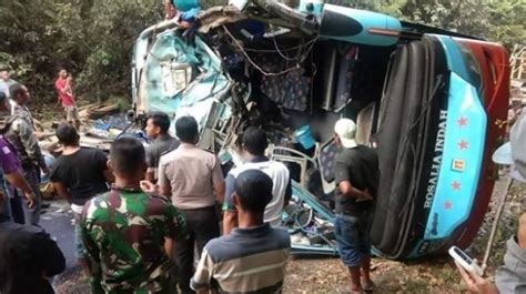 Kecelakaan Bus Rosalia Indah Di Lampung 8 Orang Tewas Dan 24 Luka