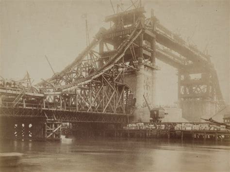 A Towering Achievement Photos Show Tower Bridge Being Built